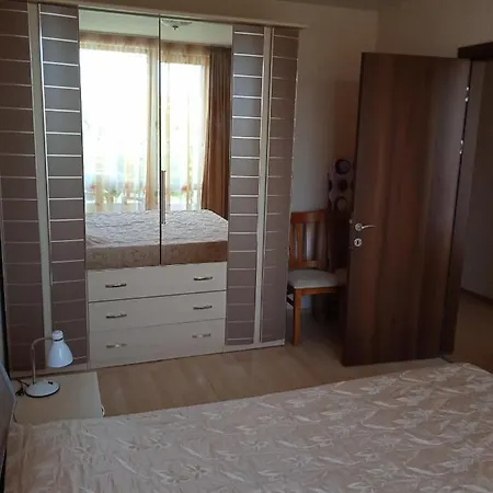 Апартамент Nessebar, Apartment,south Beach, Larisa, *